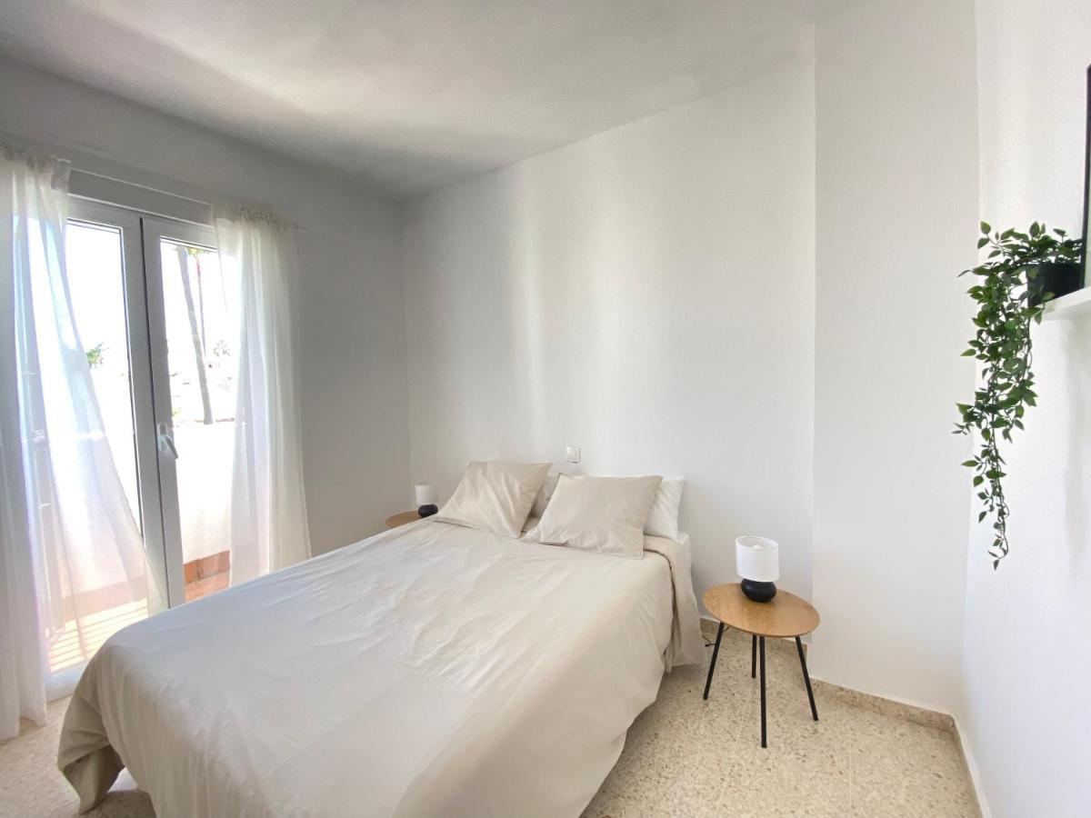 Villa Townhouse W/Sea View & Garden Estepona Esterno foto